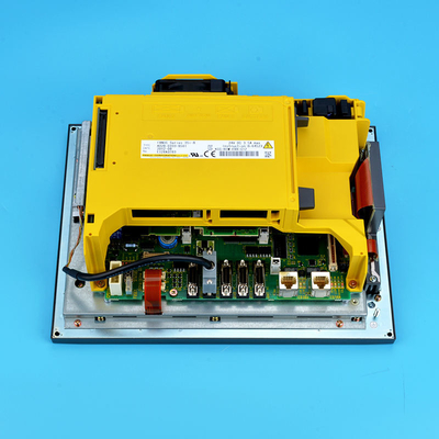 Sistema originale del controllo del servizio di arresto del monitor uno dell'affissione a cristalli liquidi di CNC del Giappone Fanuc